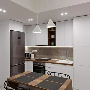 Blu & Marrone Suites-parking Included Apartment