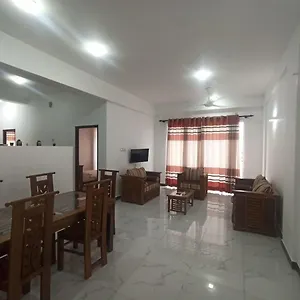 https://3-bedroom-fully-furnished-apartment-vel-residencies.negombohotels.net