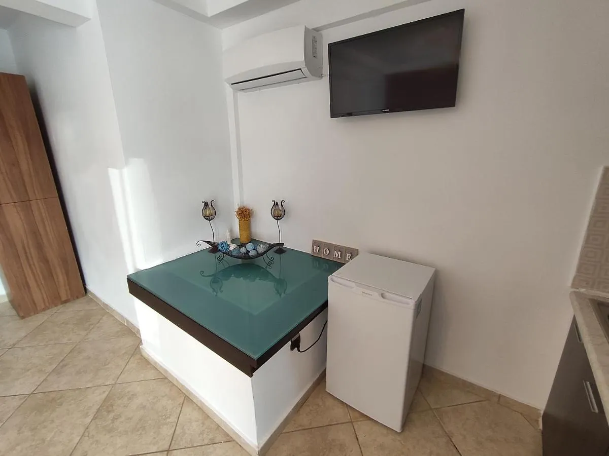 نيوس مارماراس Marias Home شقة نيوس مارماراس