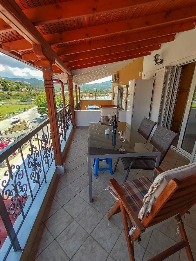 نيوس مارماراس Marias Home نيوس مارماراس